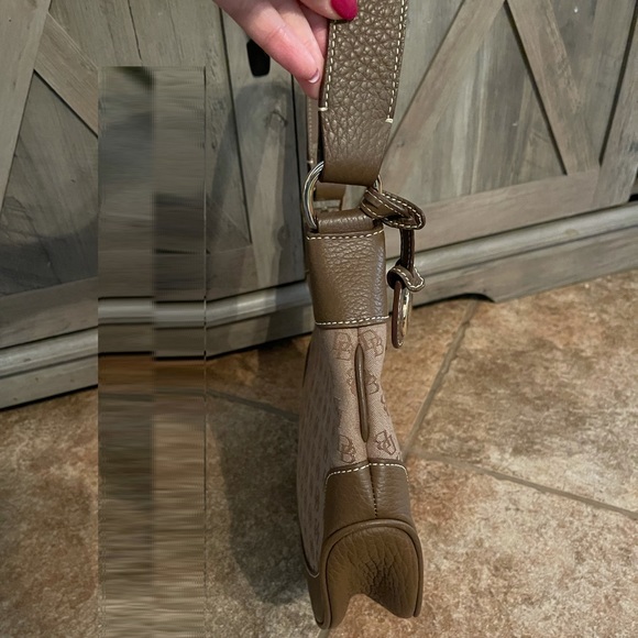 Dooney & Bourke Crescent Pebbled Leather Signature Logo Brown Shoulder Bag - Picture 6 of 13